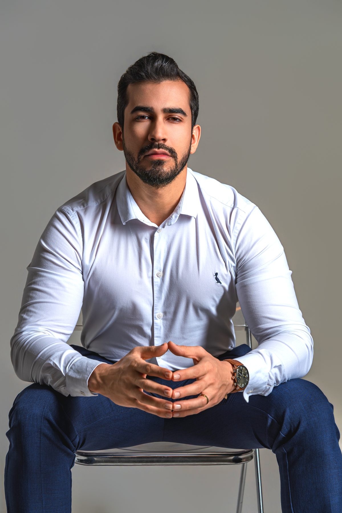 Dr. José Pimentel, CRM-SE 6183, em retrato para a seção sobre o médico